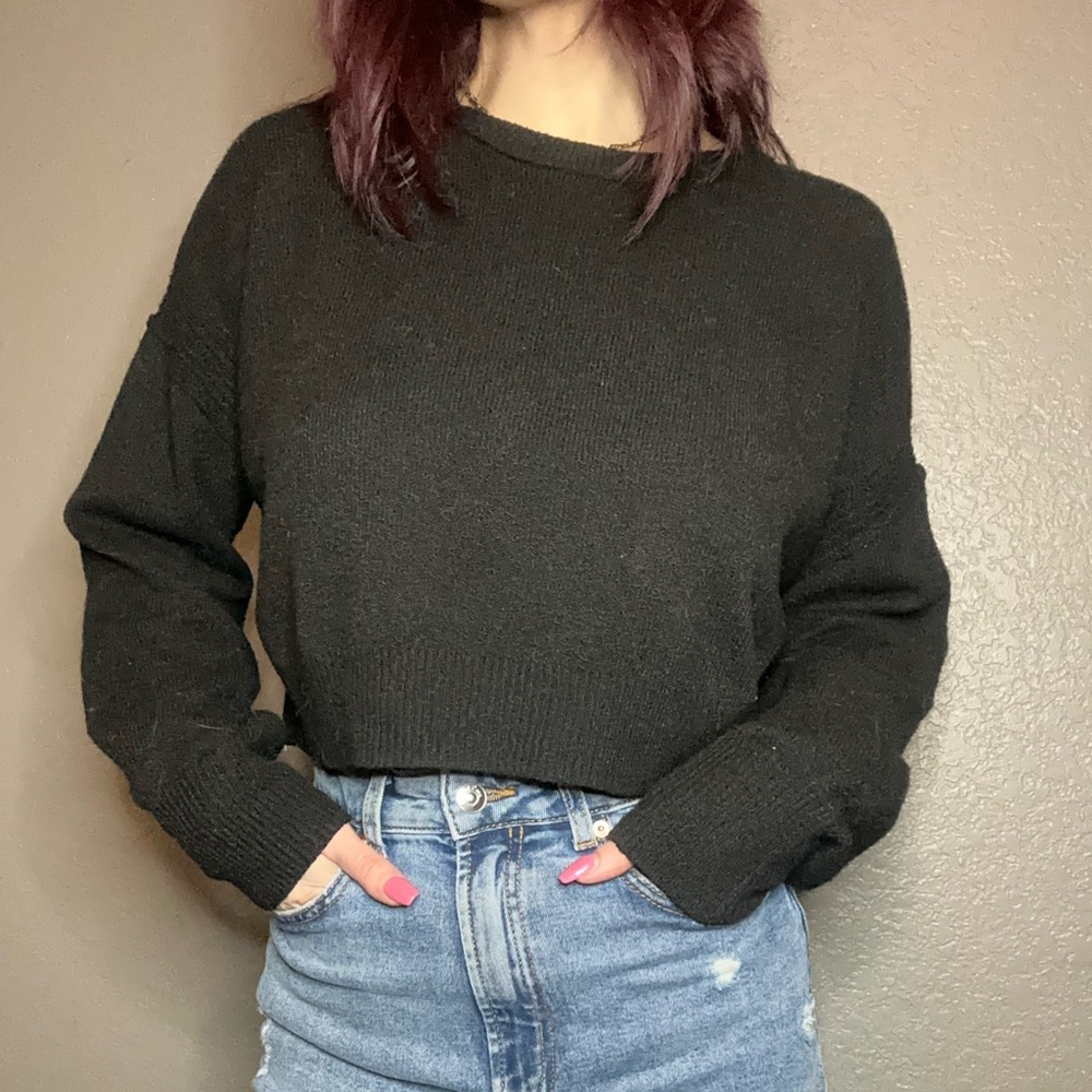 Wild Fable Black Crew Neck Sweater